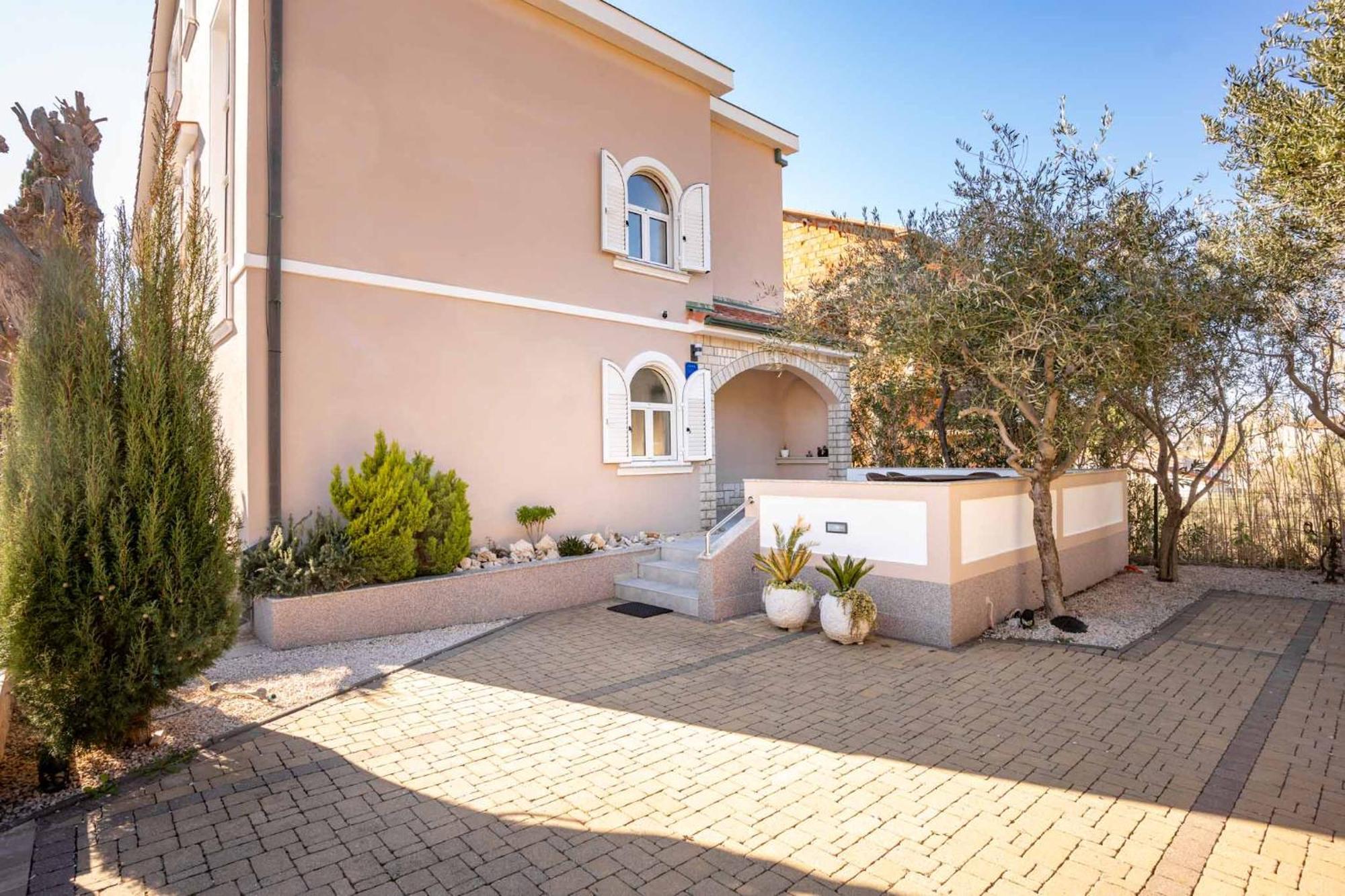 Apartments Casa Barbara Rab Town Extérieur photo